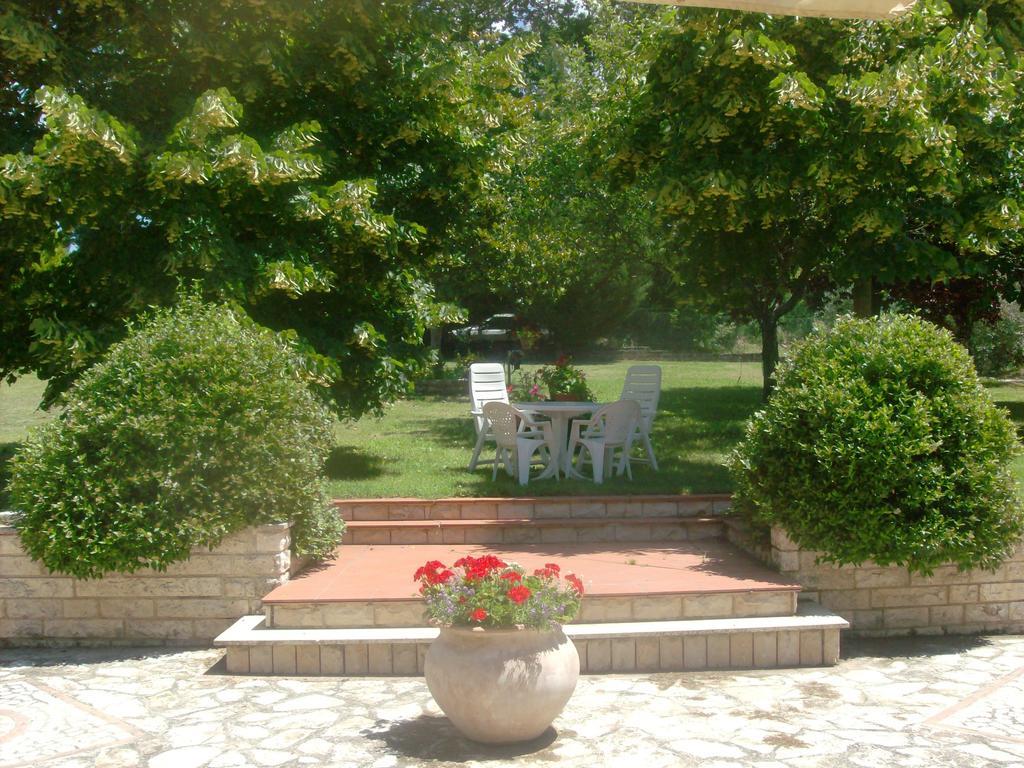 Bed And Breakfast Casale Isorella San Gemini Exteriér fotografie