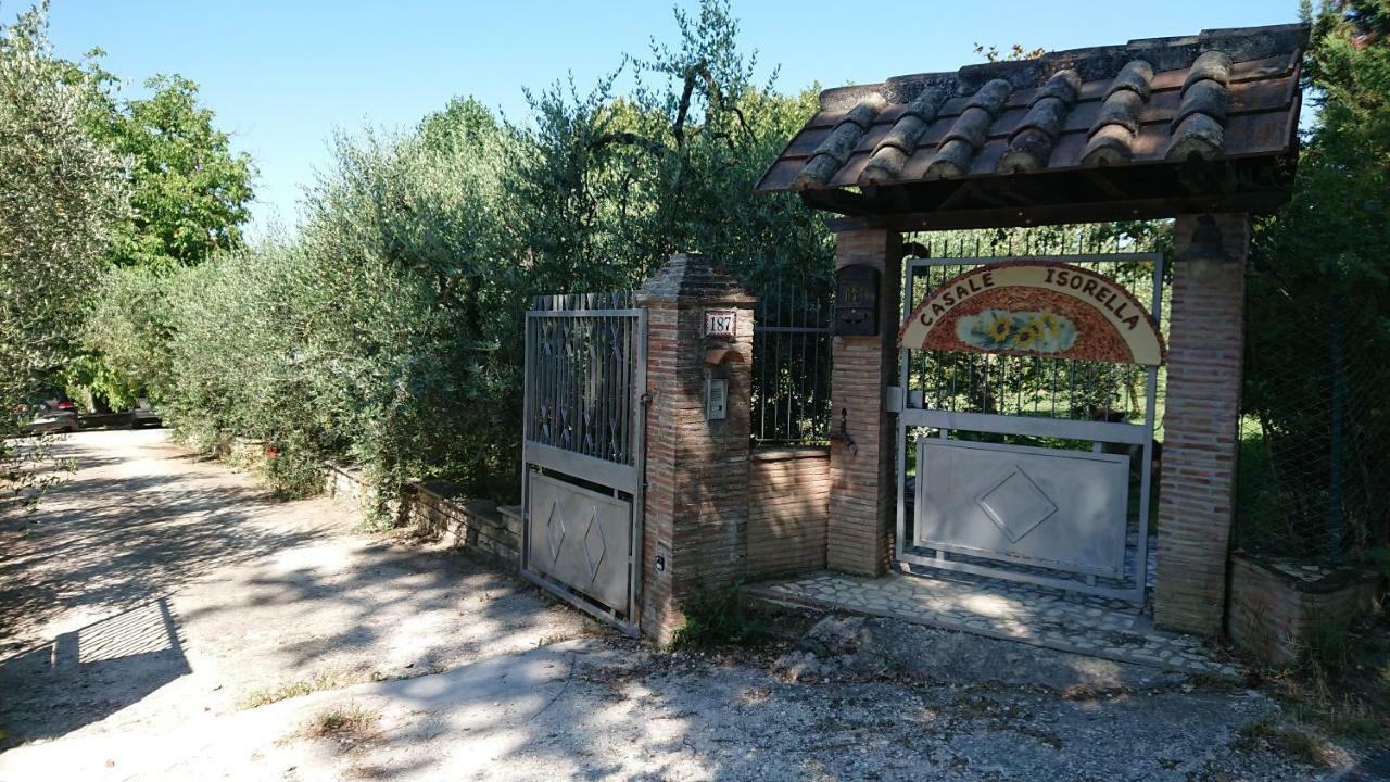 Bed And Breakfast Casale Isorella San Gemini Exteriér fotografie